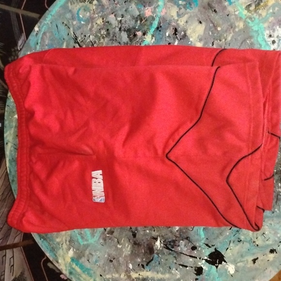 NBA shorts with back pocket - Picture 3 of 5